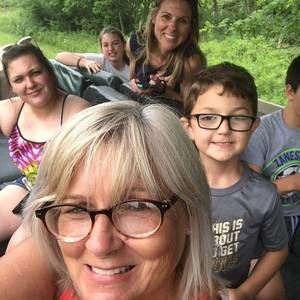 Meet your Posher, Brenda